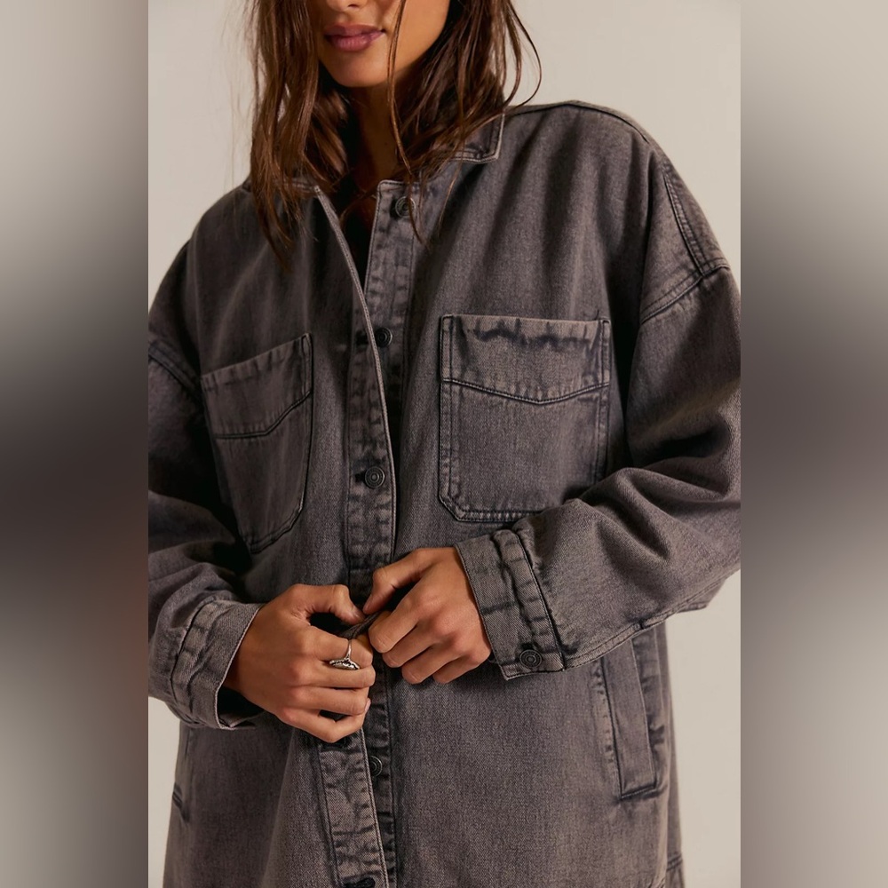 Free People - We The Free Madison City Denim Jacket Washed Black Size Small - Picture 2 of 5